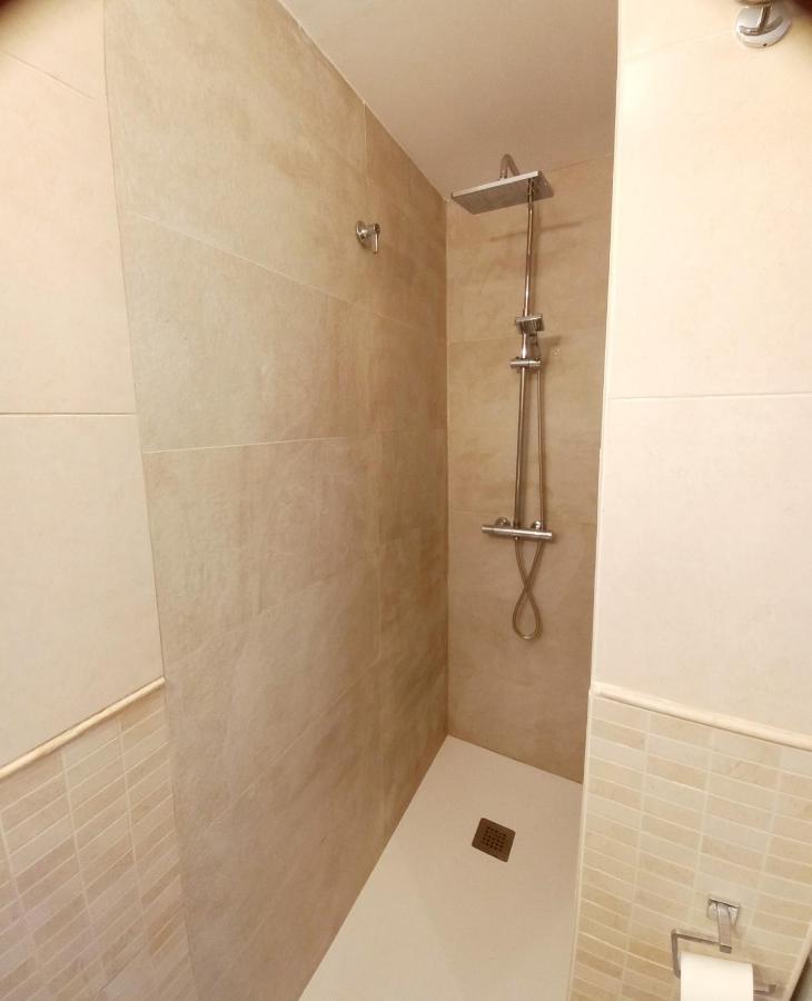 La Siesta Apartment Benidorm Bagian luar foto