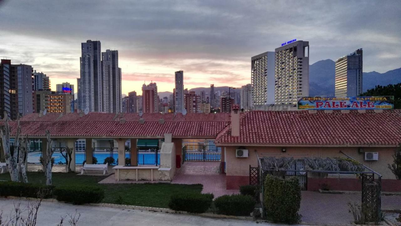 La Siesta Apartment Benidorm Bagian luar foto