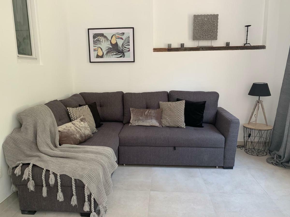 La Siesta Apartment Benidorm Bagian luar foto